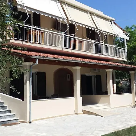 Spiti Prokopis - Marilena House * Dassia (Corfu)
