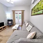 Spiti Prokopis - Marilena House * Dassia (Corfu)